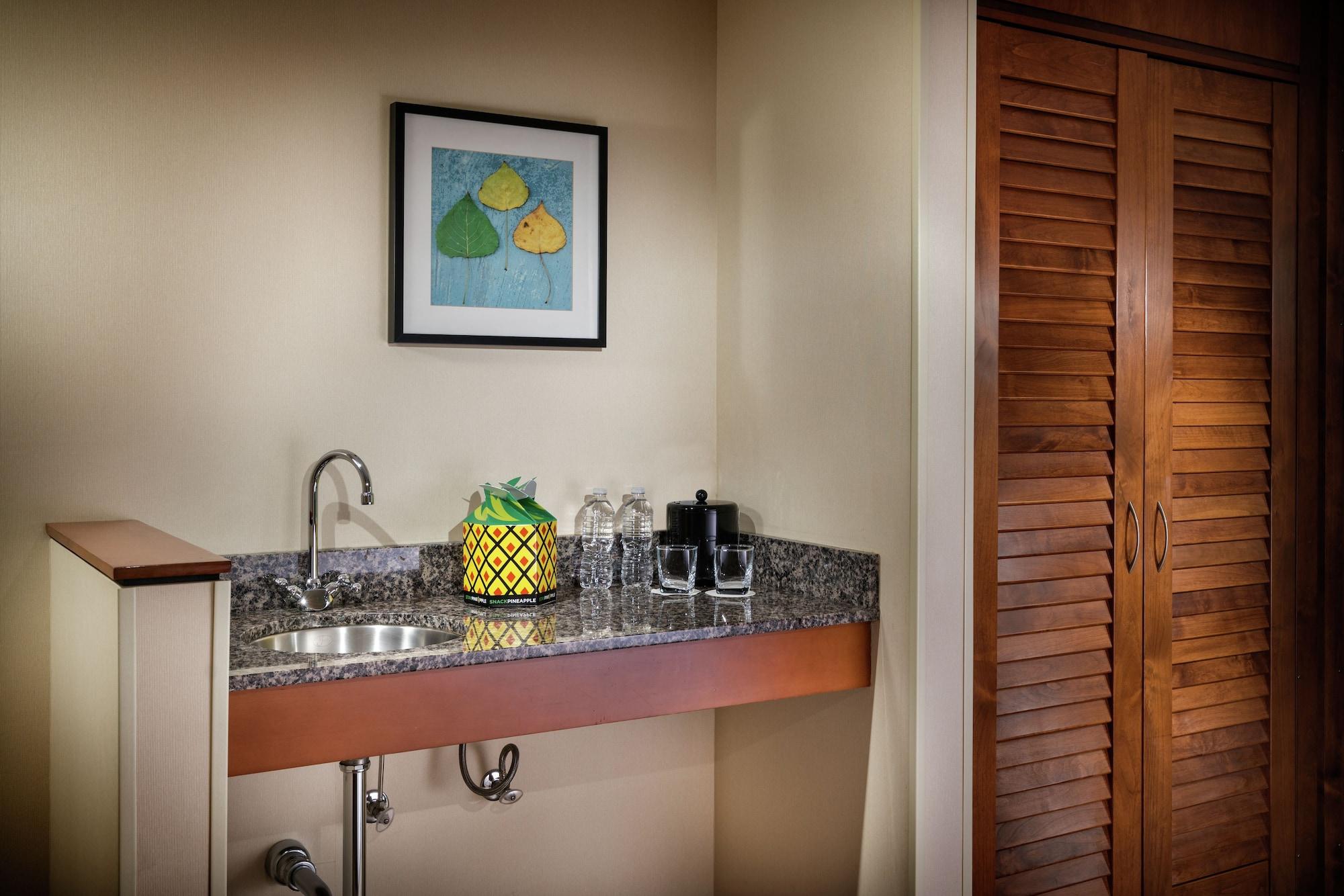 Staypineapple, Watertown Hotel, University District Сіетл Екстер'єр фото